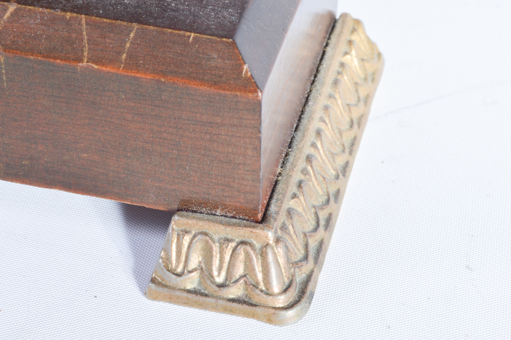 United Self-Starting Ballerina Clock