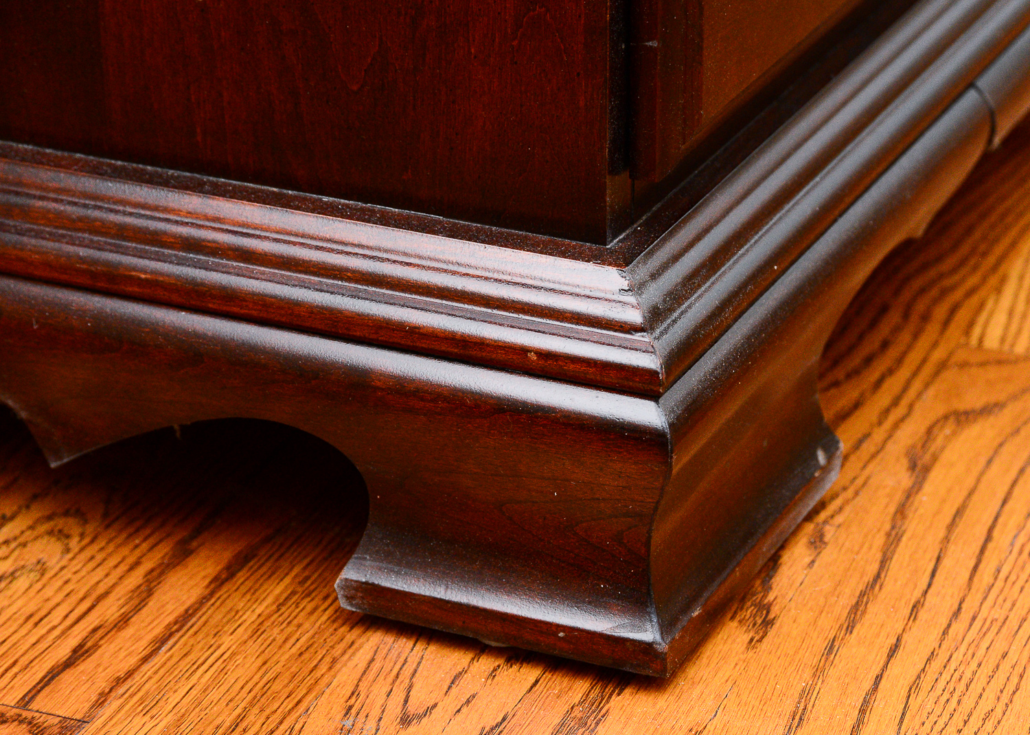 Mahogany Television Cabinet