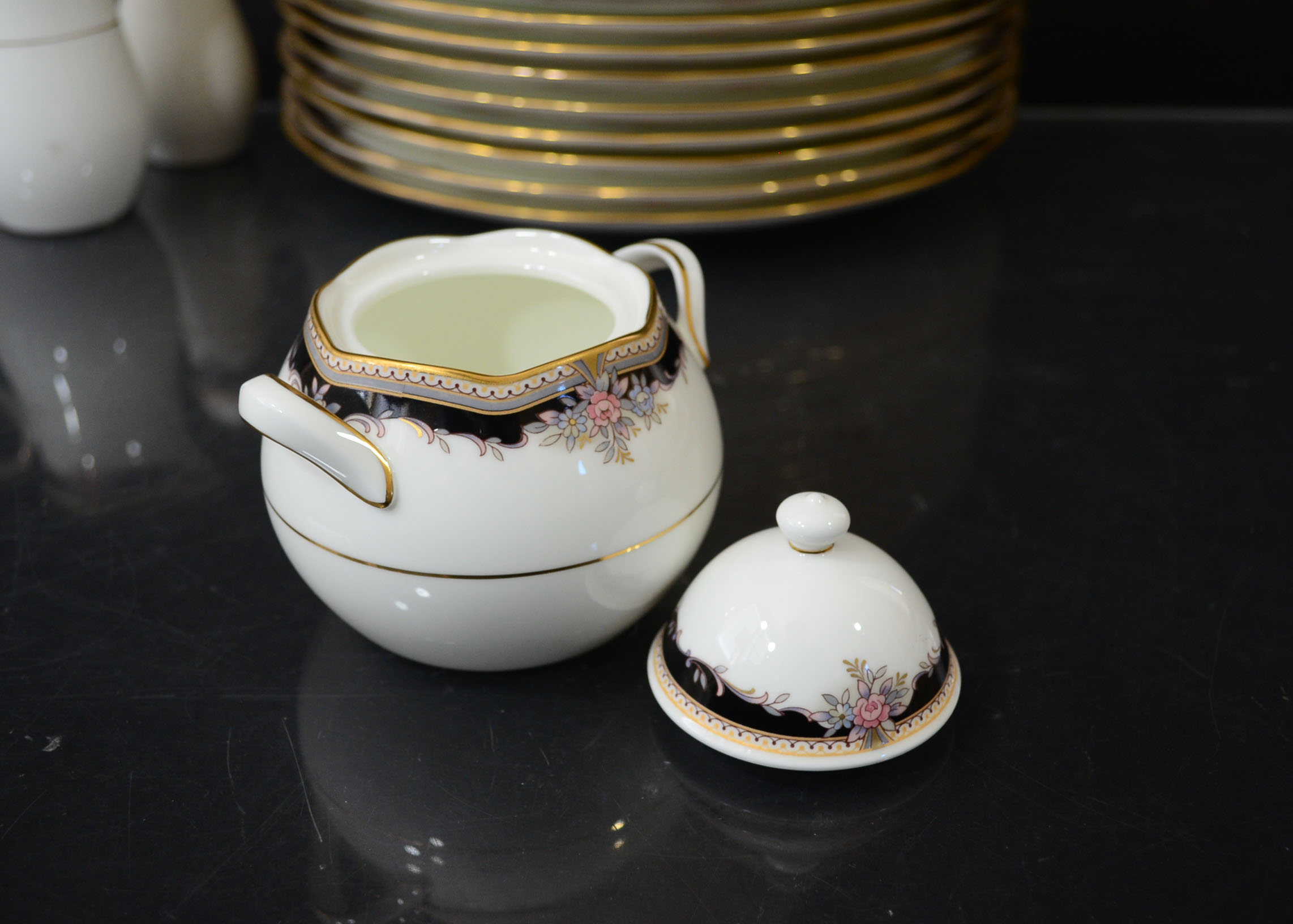 Noritake Bone China "Palais Royal" Dinnerware