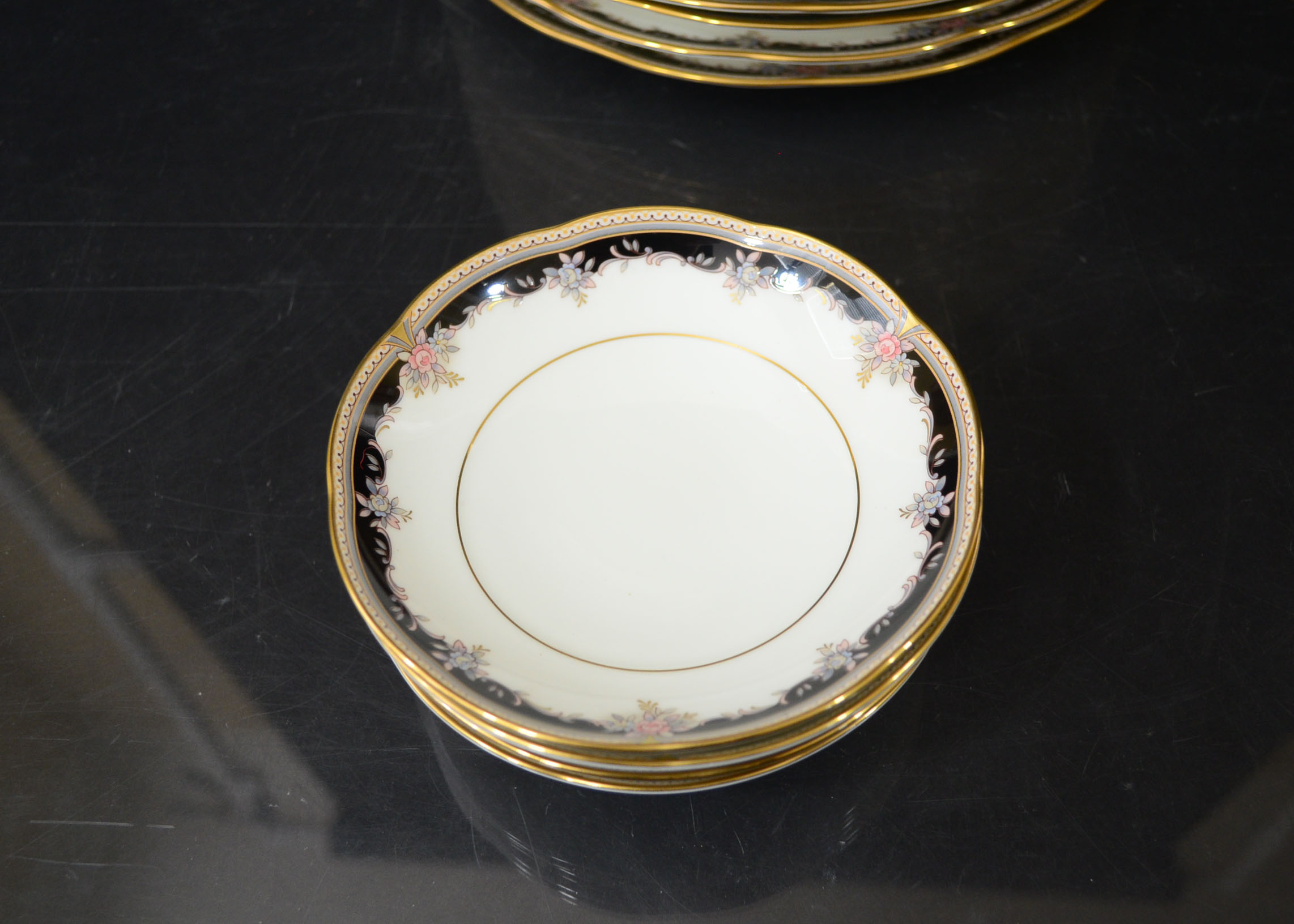 Noritake Bone China "Palais Royal" Dinnerware