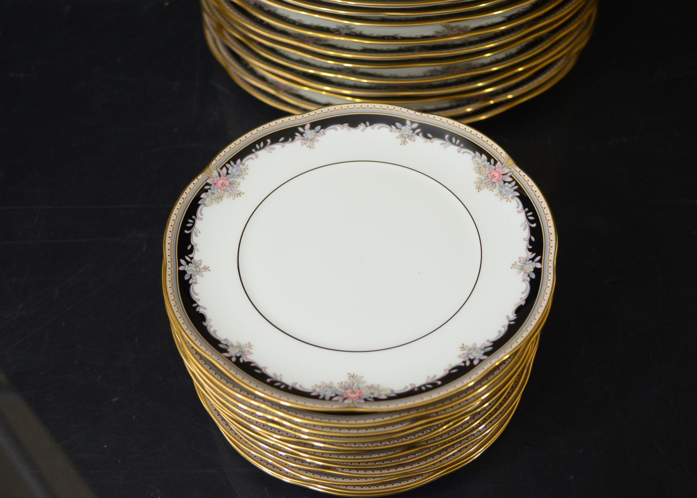 Noritake Bone China "Palais Royal" Dinnerware