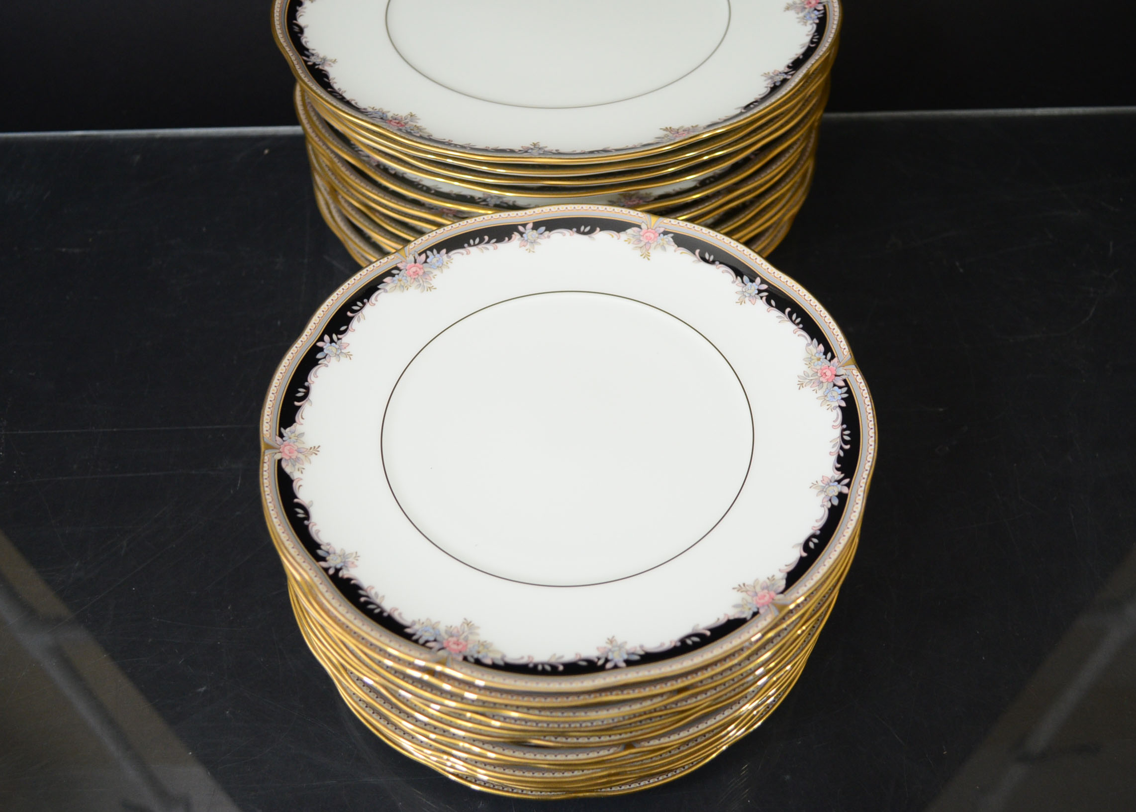 Noritake Bone China "Palais Royal" Dinnerware
