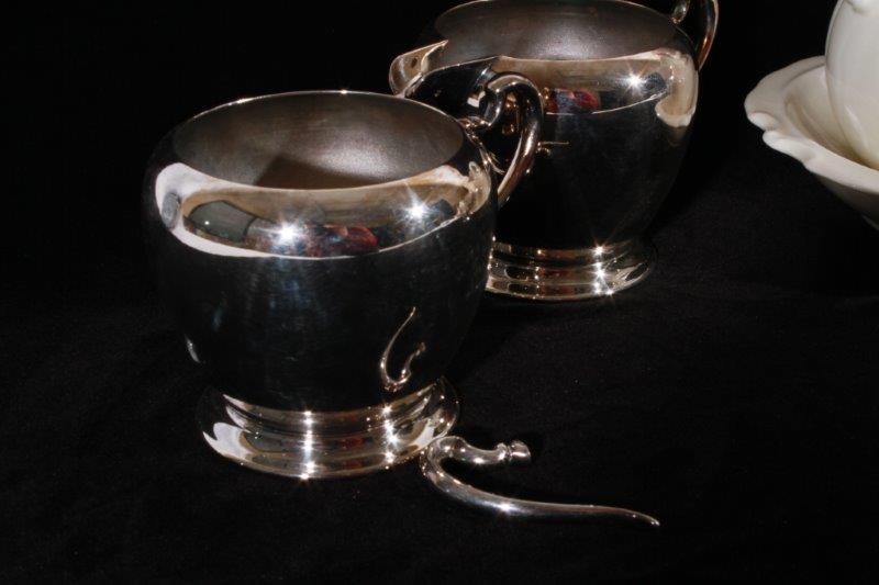 Collection of Kitchen Items