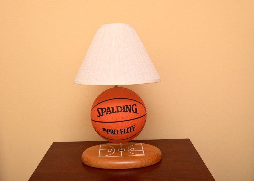 Spalding Pro Flite Basketball Lamp
