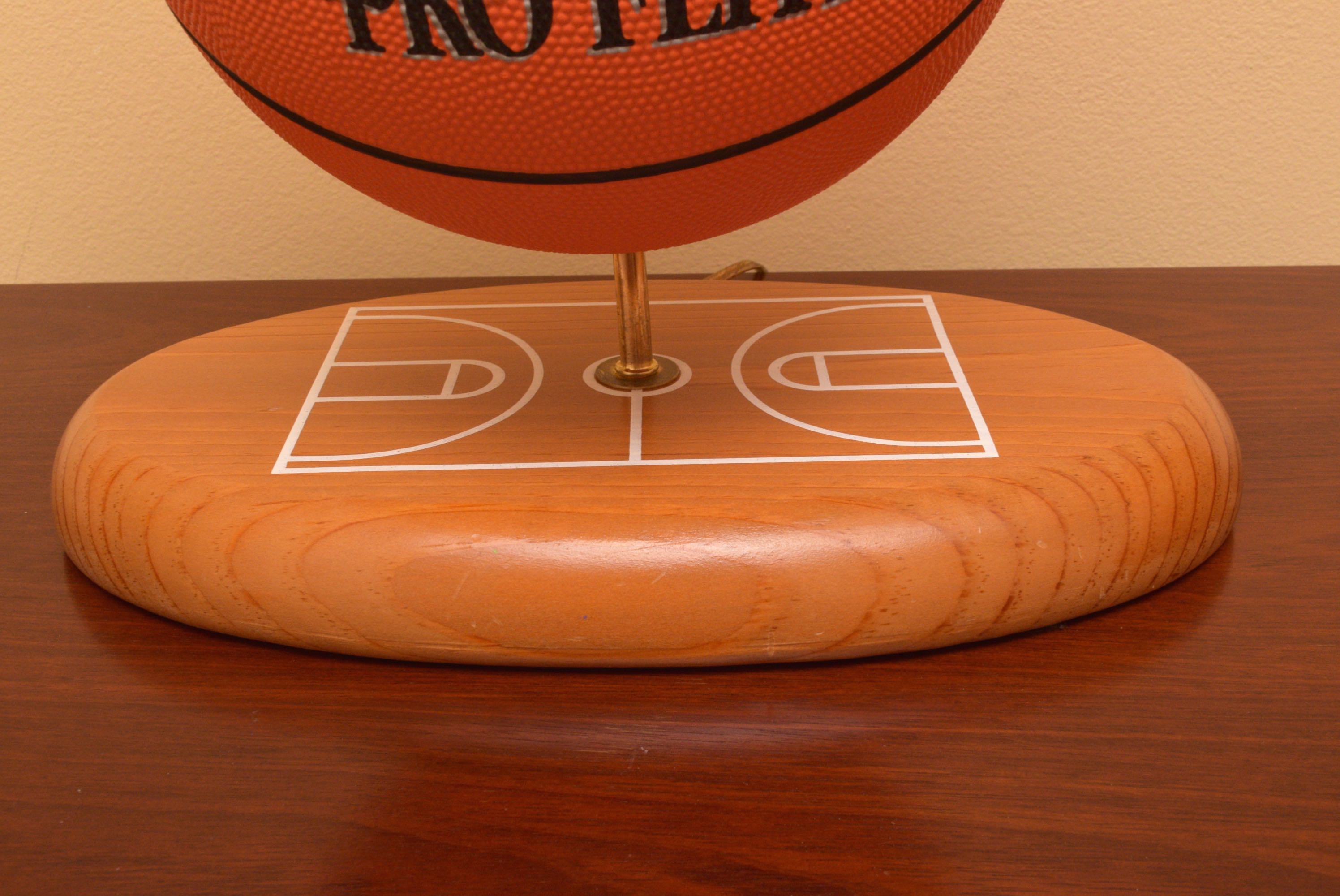 Spalding Pro Flite Basketball Lamp