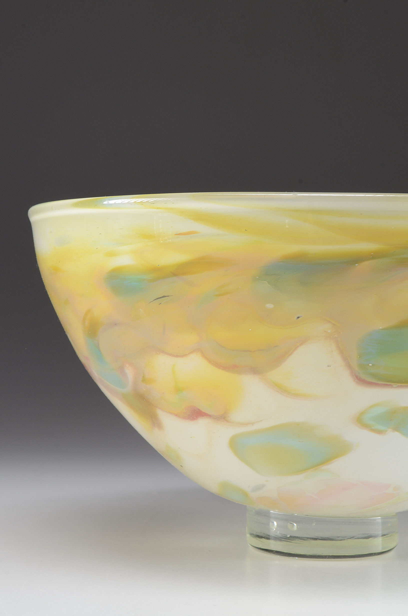 Jim Shumate 1995 Art Glass Bowl