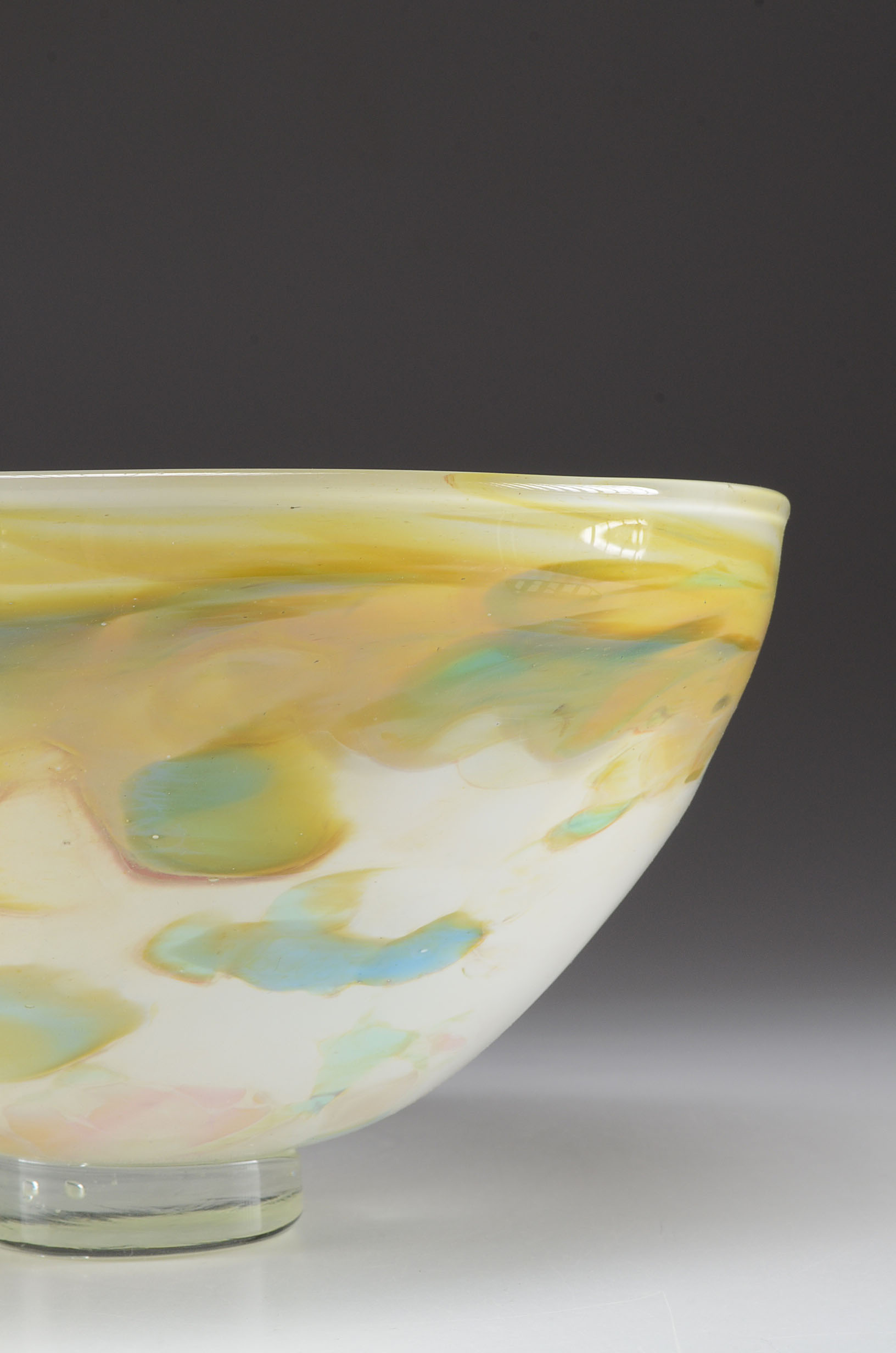 Jim Shumate 1995 Art Glass Bowl