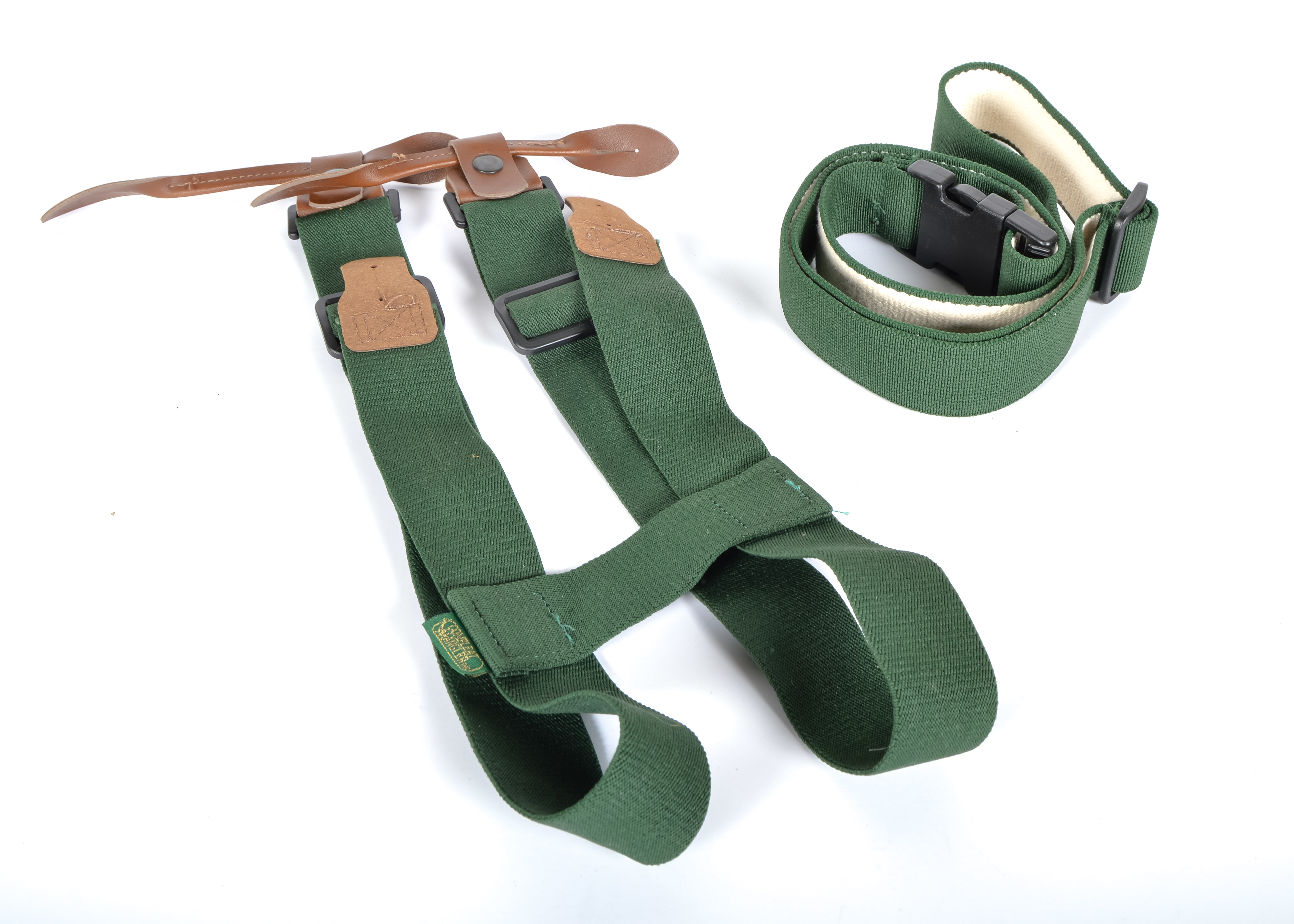 Cortland II Graphite Reel with Assorted Fly Fishing Accessories