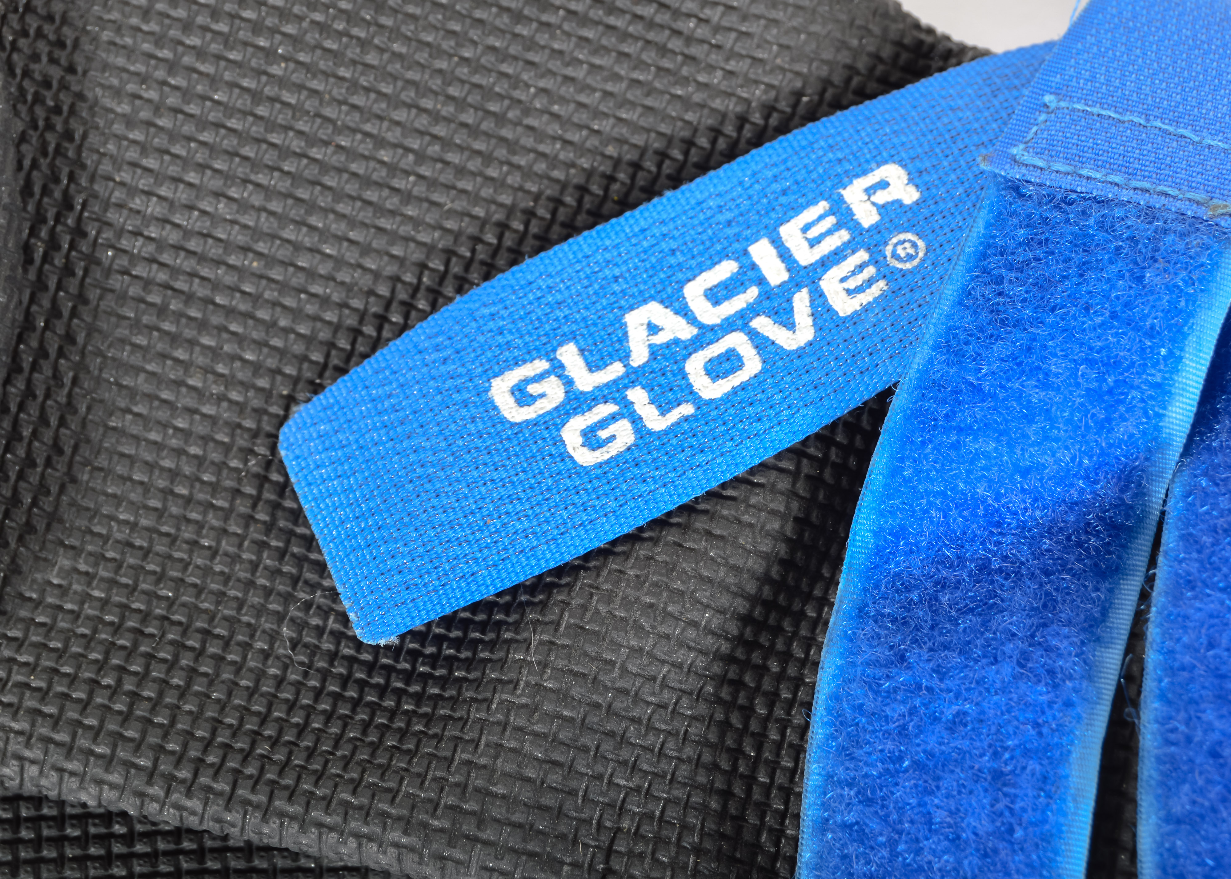 Cortland II Graphite Reel with Assorted Fly Fishing Accessories