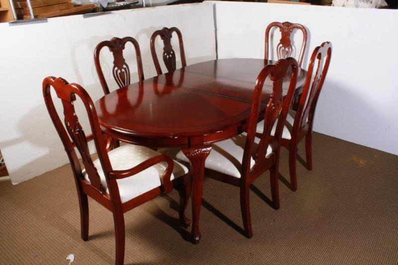 Queen Anne Style Cherry Dining Table and Six Chairs