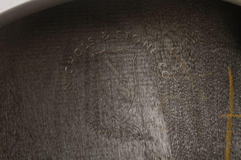 Nichols & Stone Comb Back Windsor Style Chair