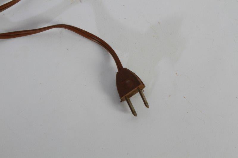 Vintage Queen Anne Style Table Lamp