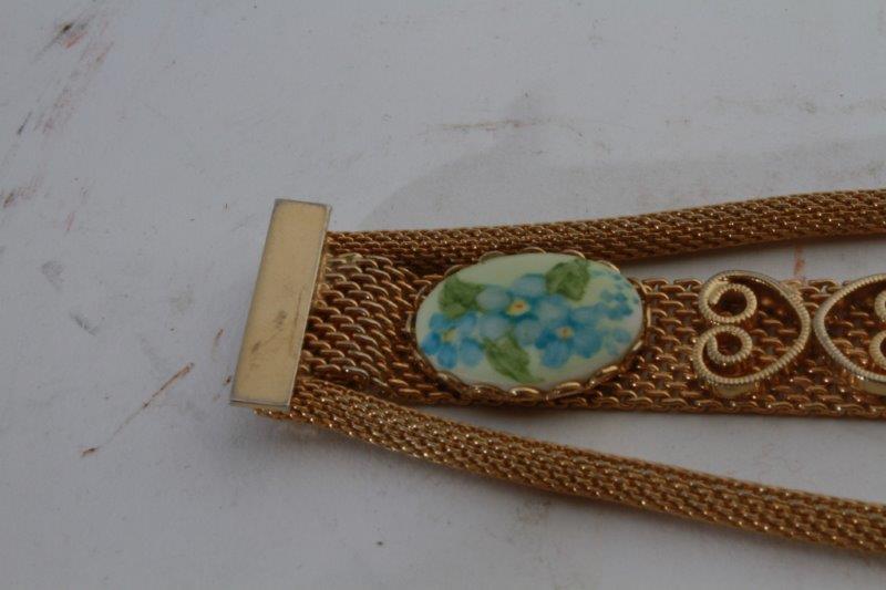 Vintage Gold Tone Bracelet