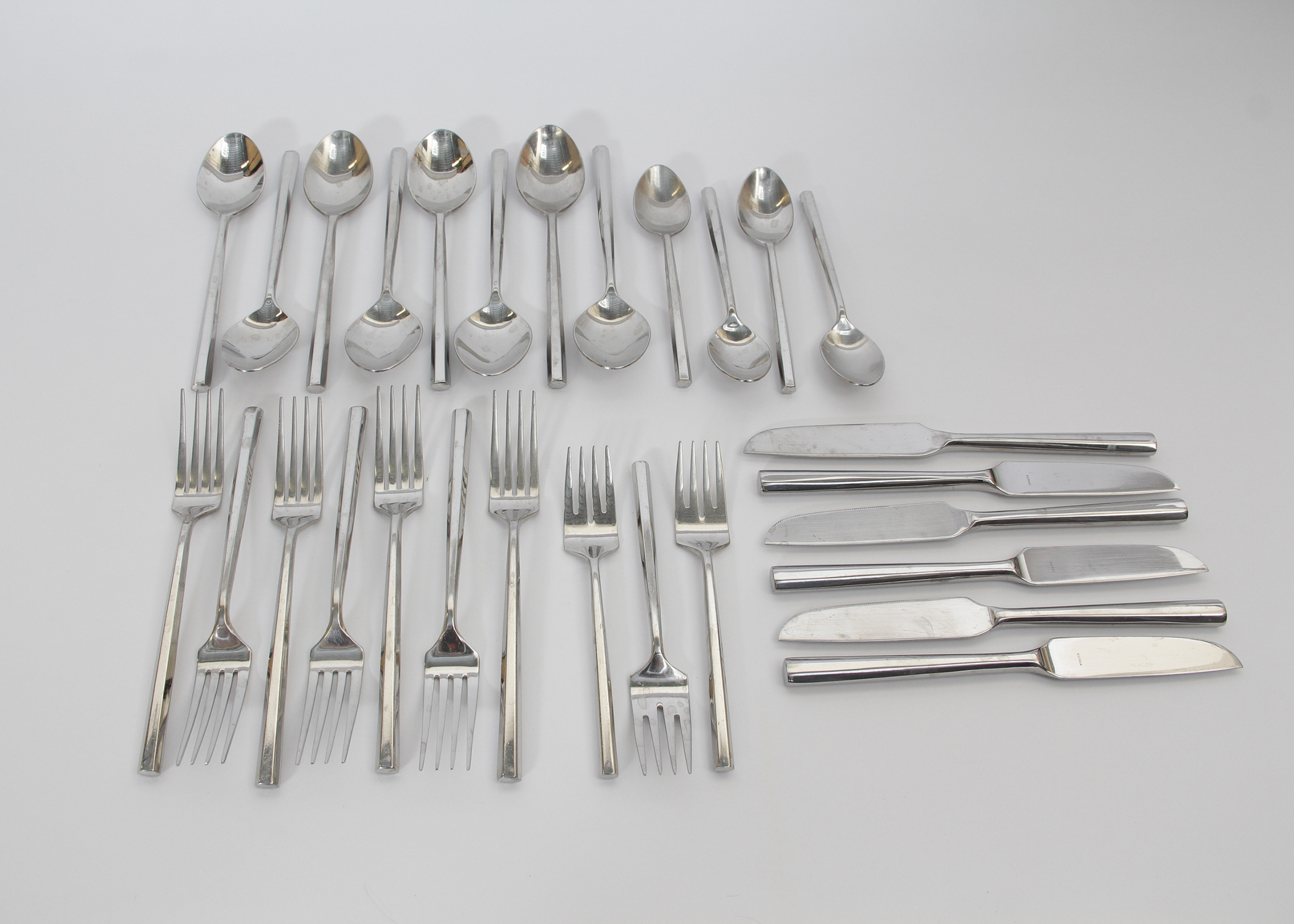 Crate and Barrel Retroneu 18/10 Stainless Flatware