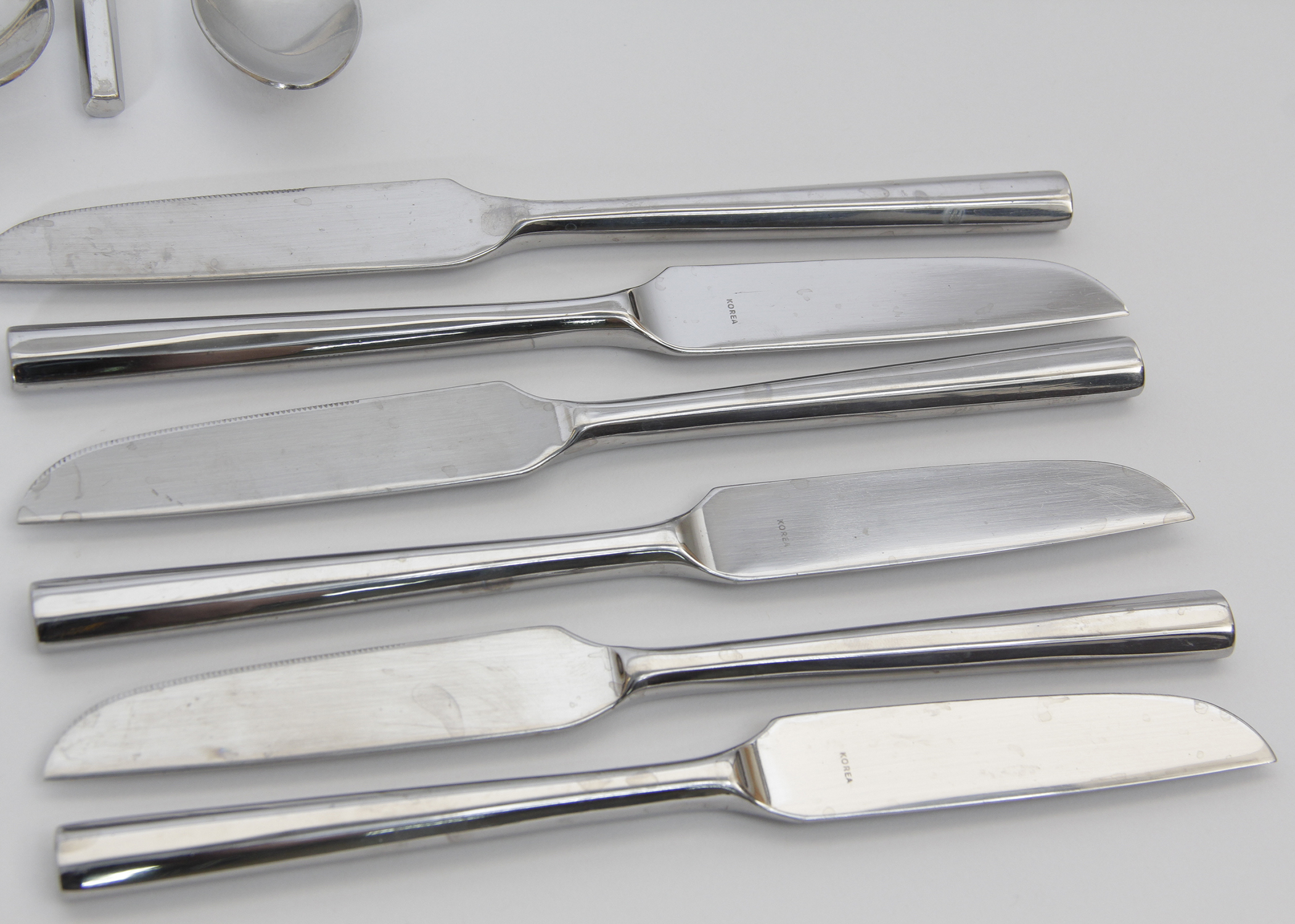 Crate and Barrel Retroneu 18/10 Stainless Flatware
