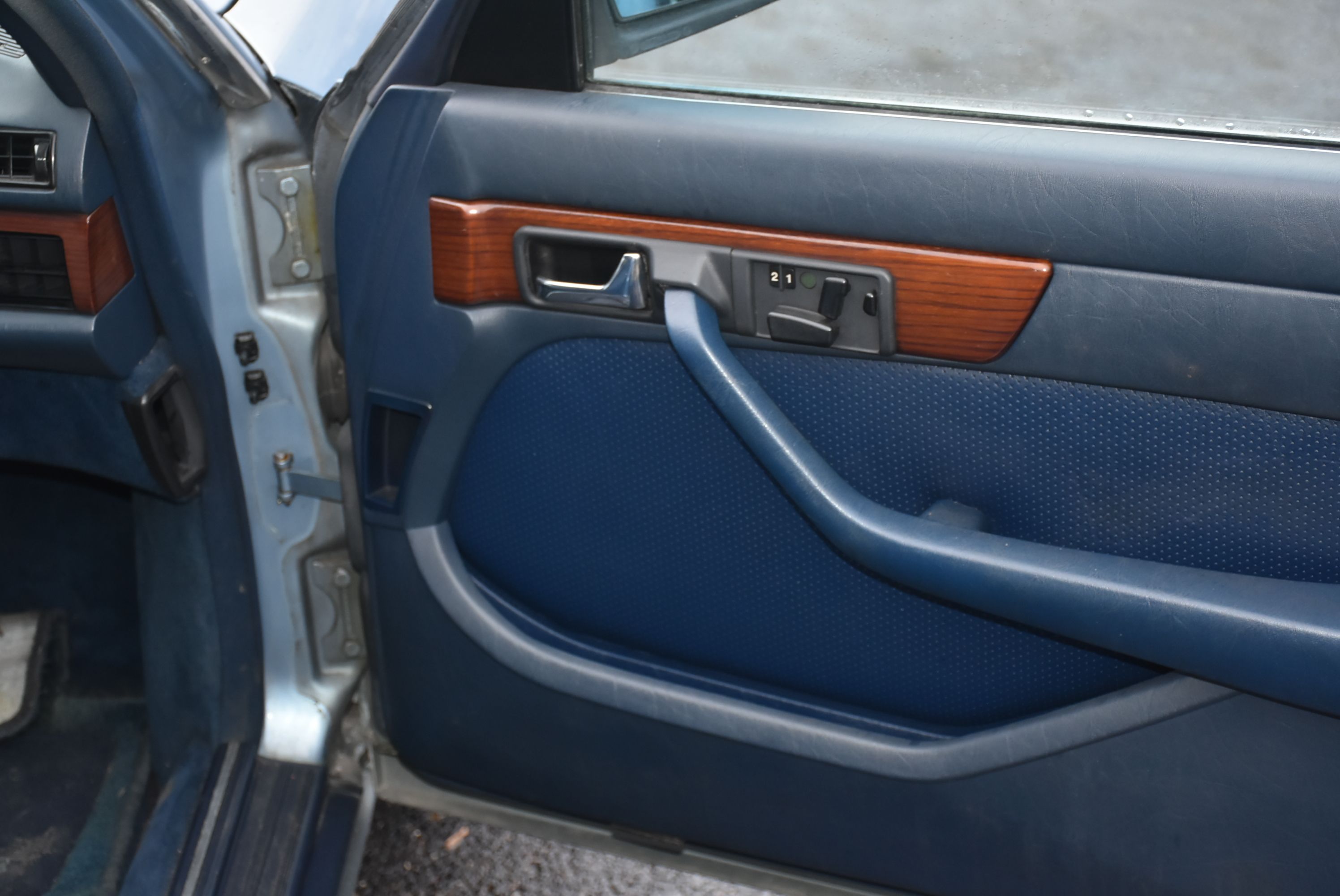 1987 Mercedes Benz 300SDL