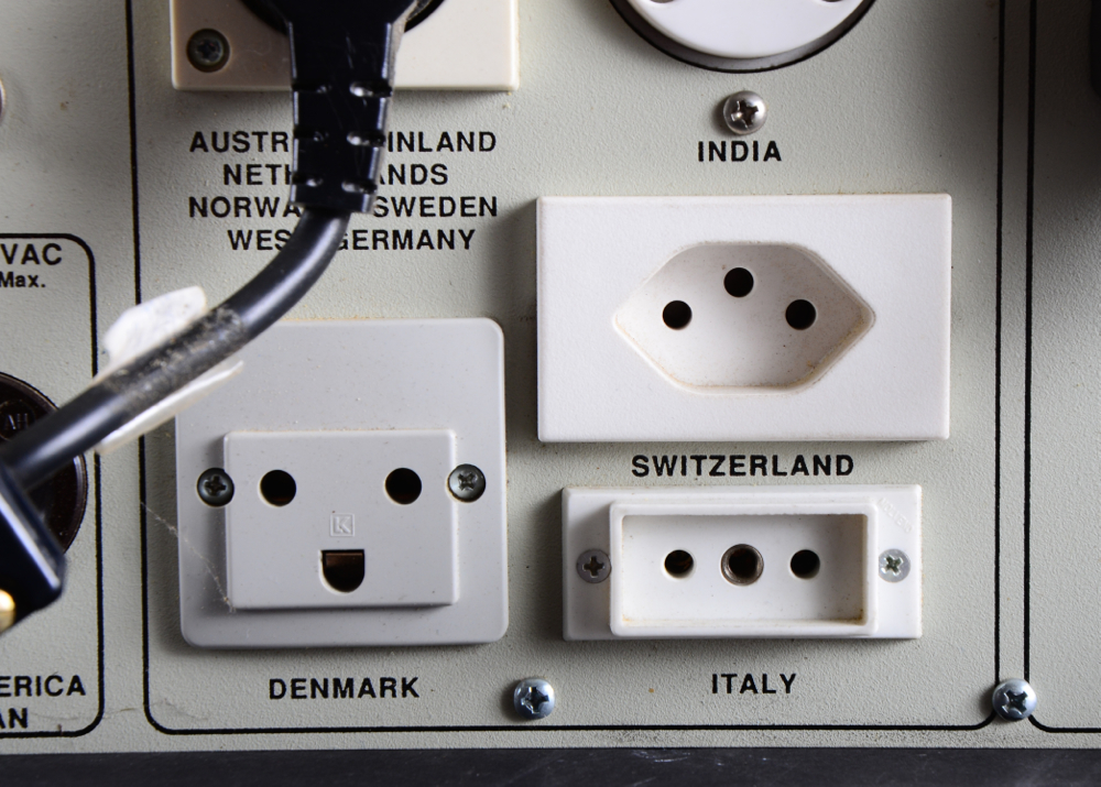 Elgar UPT 1200 Voltage Power Converter