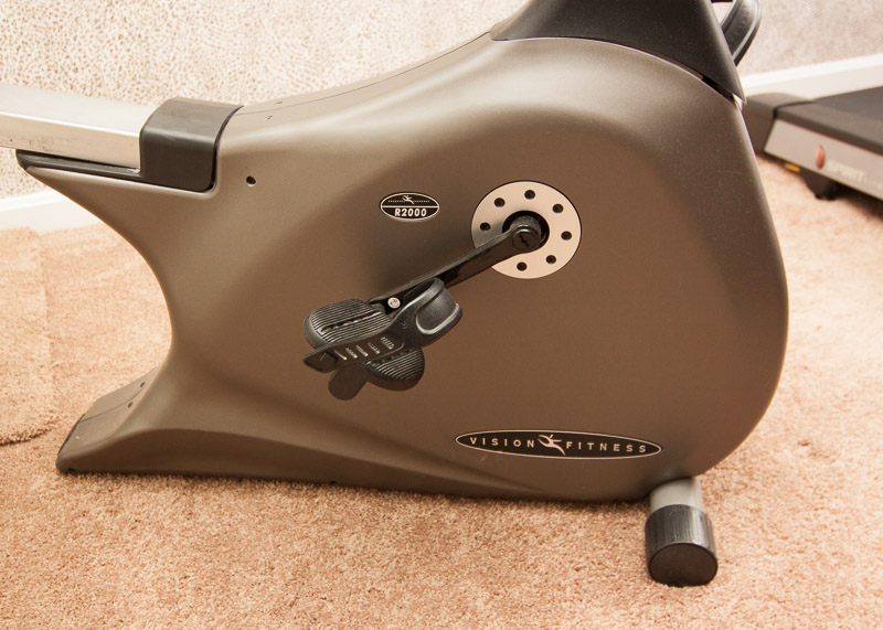 Vision Fitness R2000 Recumbent Exercise Bike