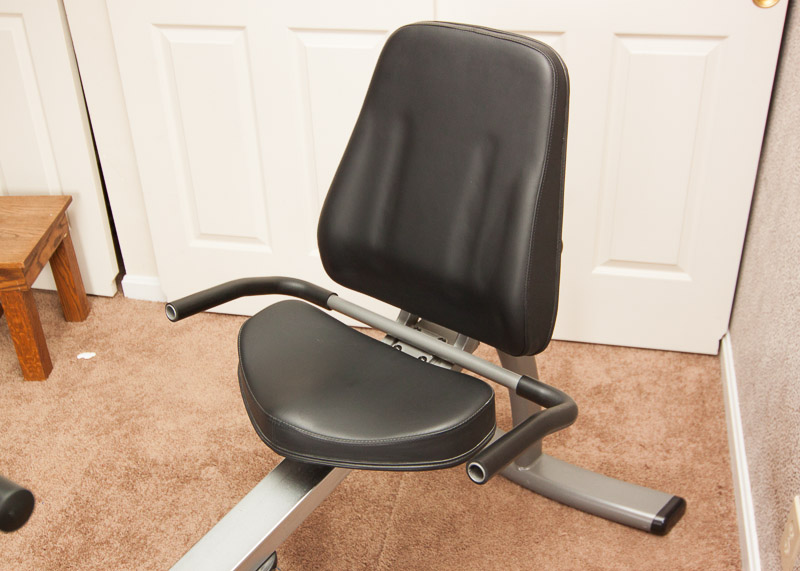 Vision Fitness R2000 Recumbent Exercise Bike