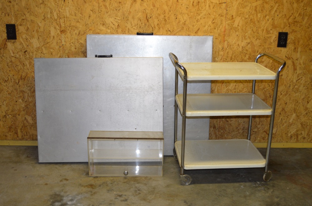 Aluminum Folding Tables, Metal Cart and Display Case