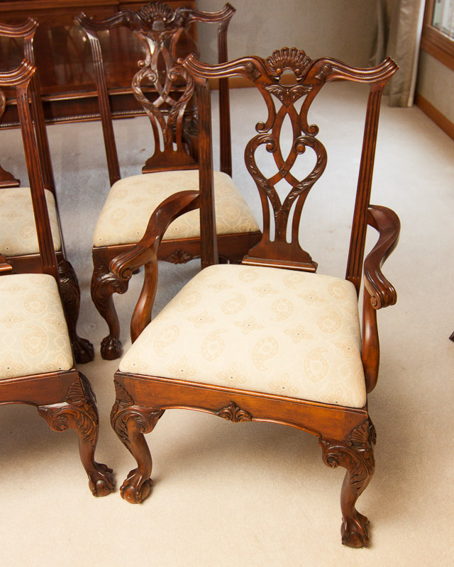Henredon Dining Table and Chairs