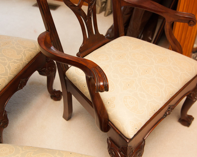 Henredon Dining Table and Chairs