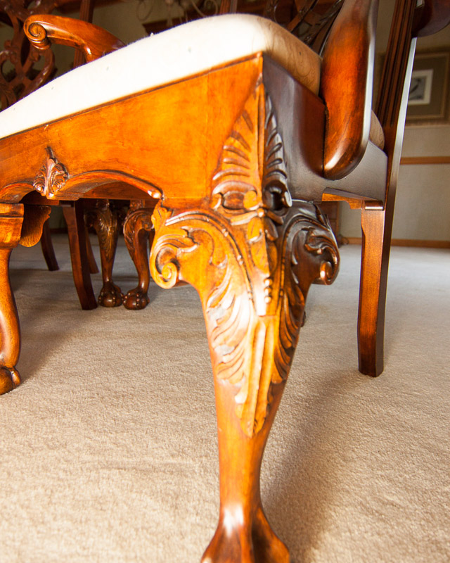 Henredon Dining Table and Chairs