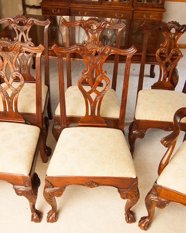 Henredon Dining Table and Chairs