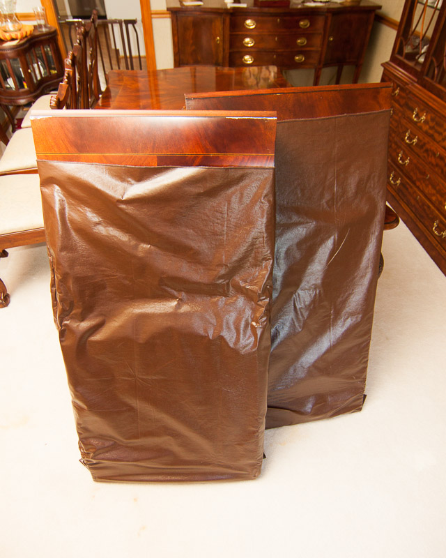 Henredon Dining Table and Chairs