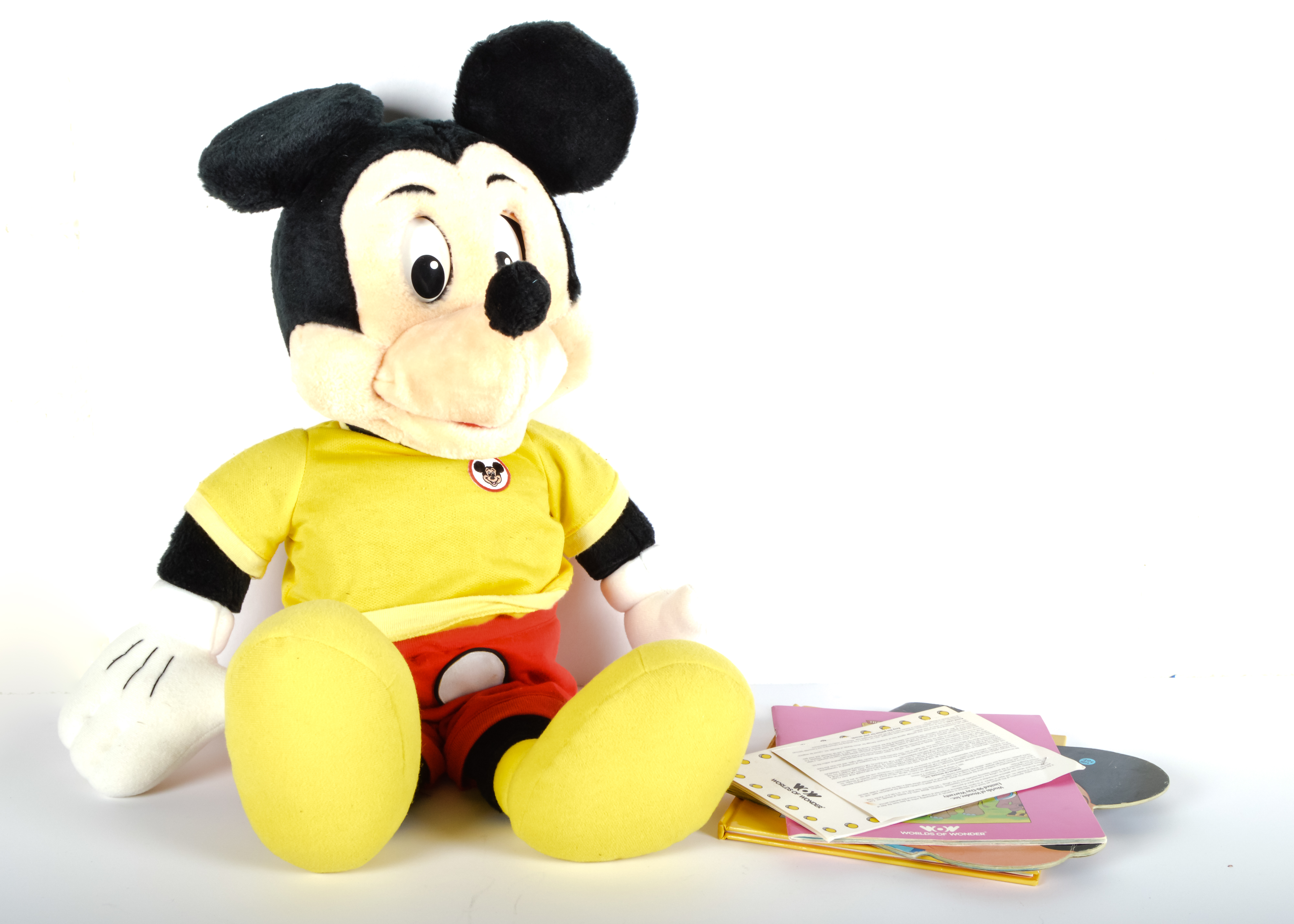 Worlds of Wonder Walt Disney Co. Talking Mickey Mouse Show Plush