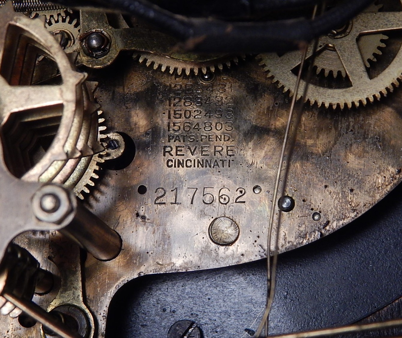 Vintage Telechron Mahogany Electric Mantel Clock