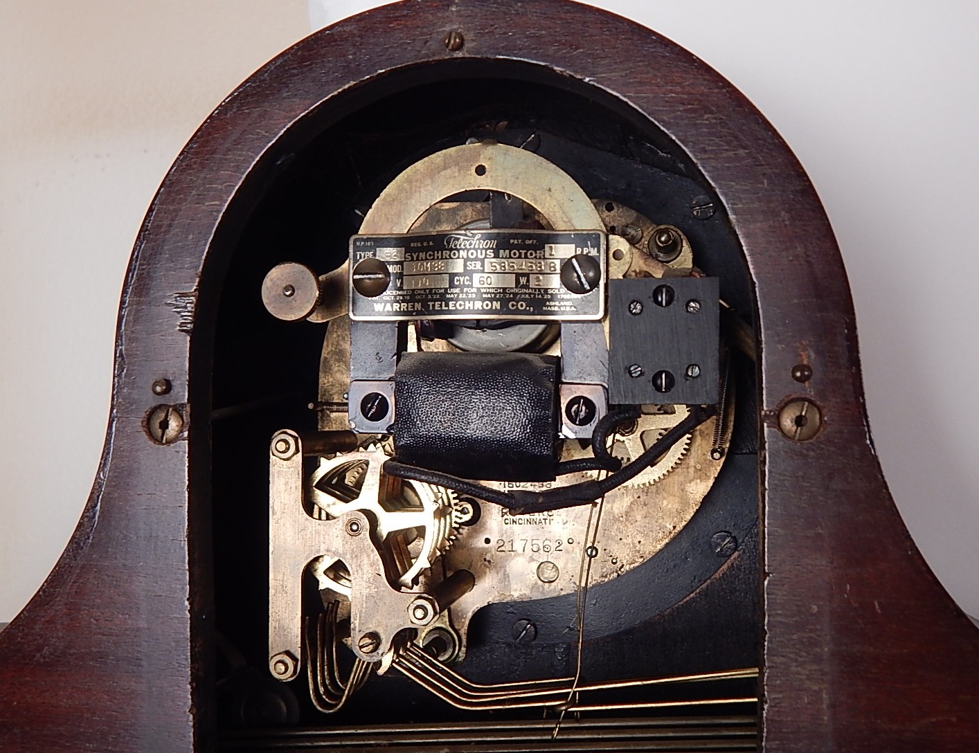 Vintage Telechron Mahogany Electric Mantel Clock