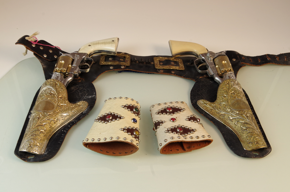 Vintage Mid Century Hubley Colt .45 Cap Guns and Holster Set