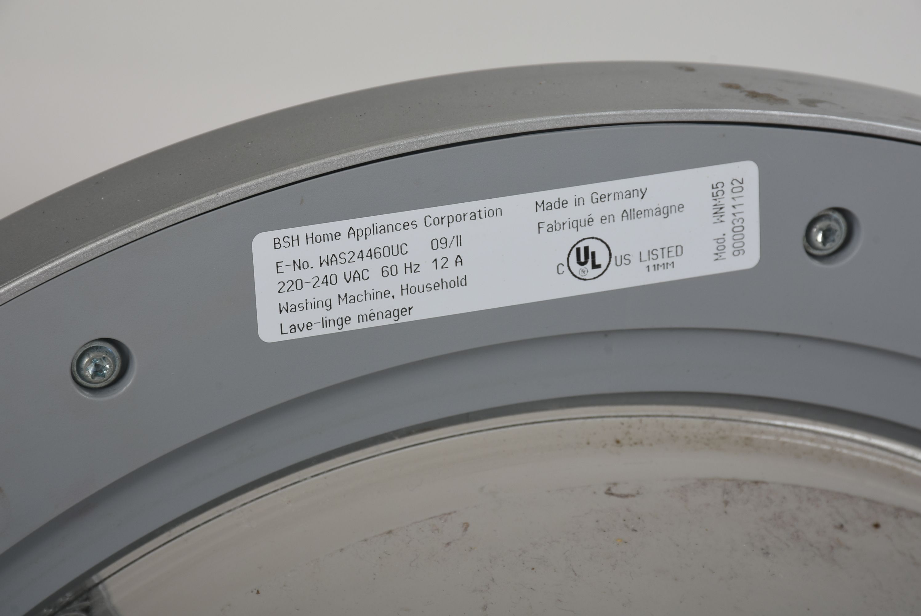 Bosch Axxis Stackable Washer and Dryer