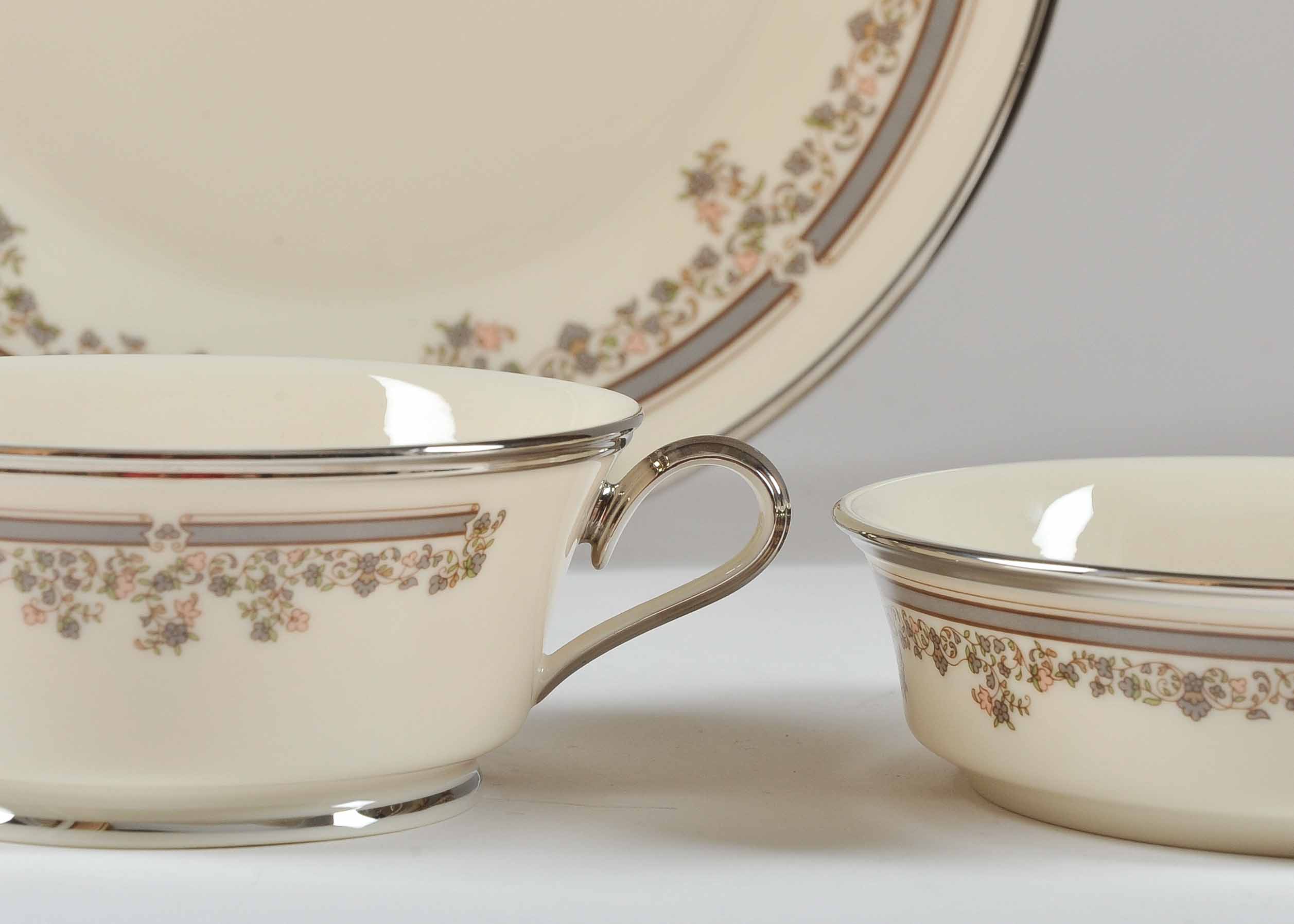 Lenox Lace Point China Dinnerware Set