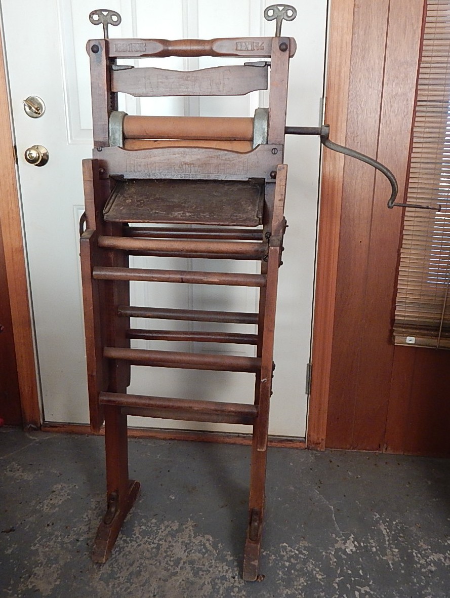 Antique American Wringer Co. Clothes Wringer