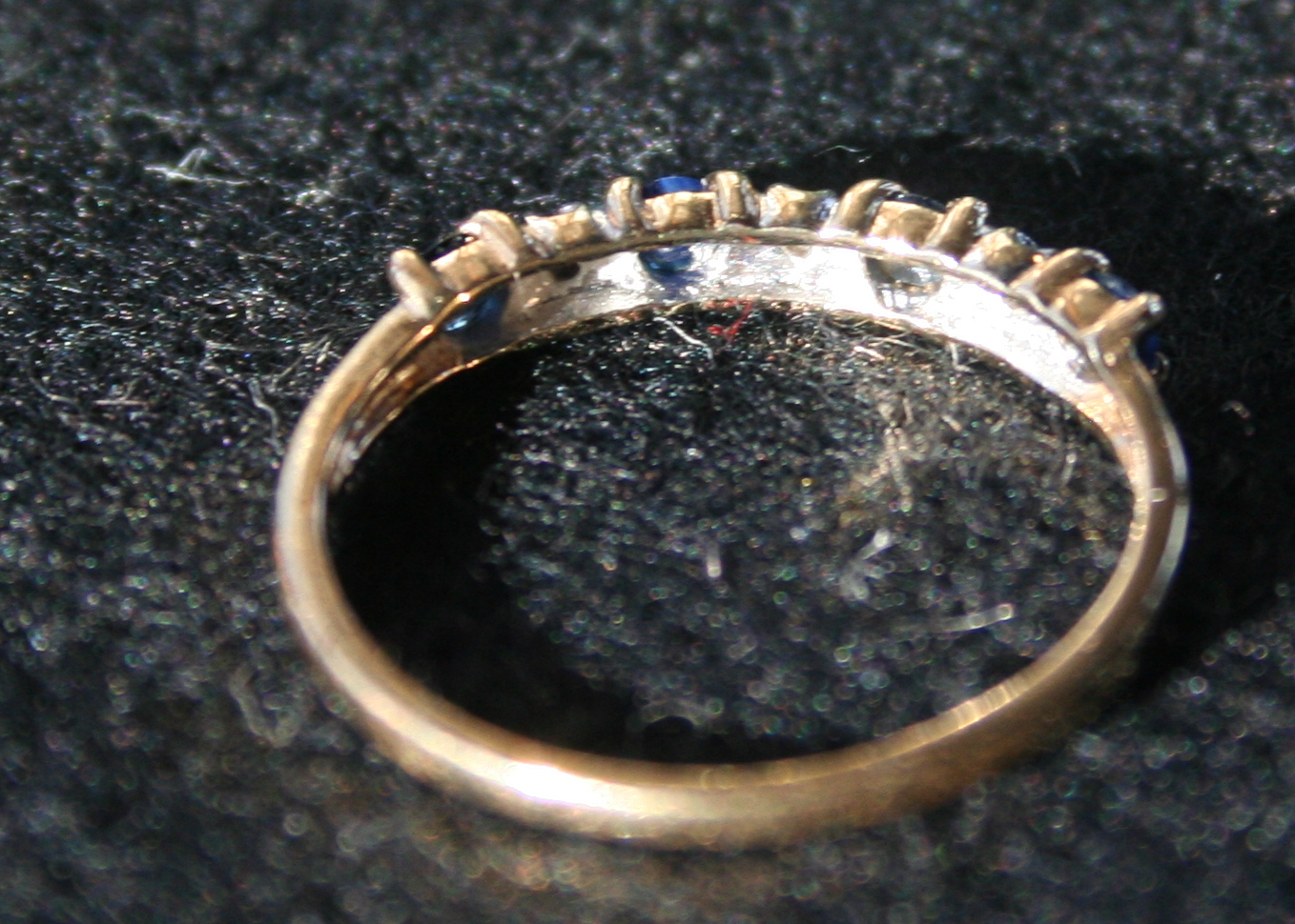 10K Yellow Gold Diamond and Sapphire Ring