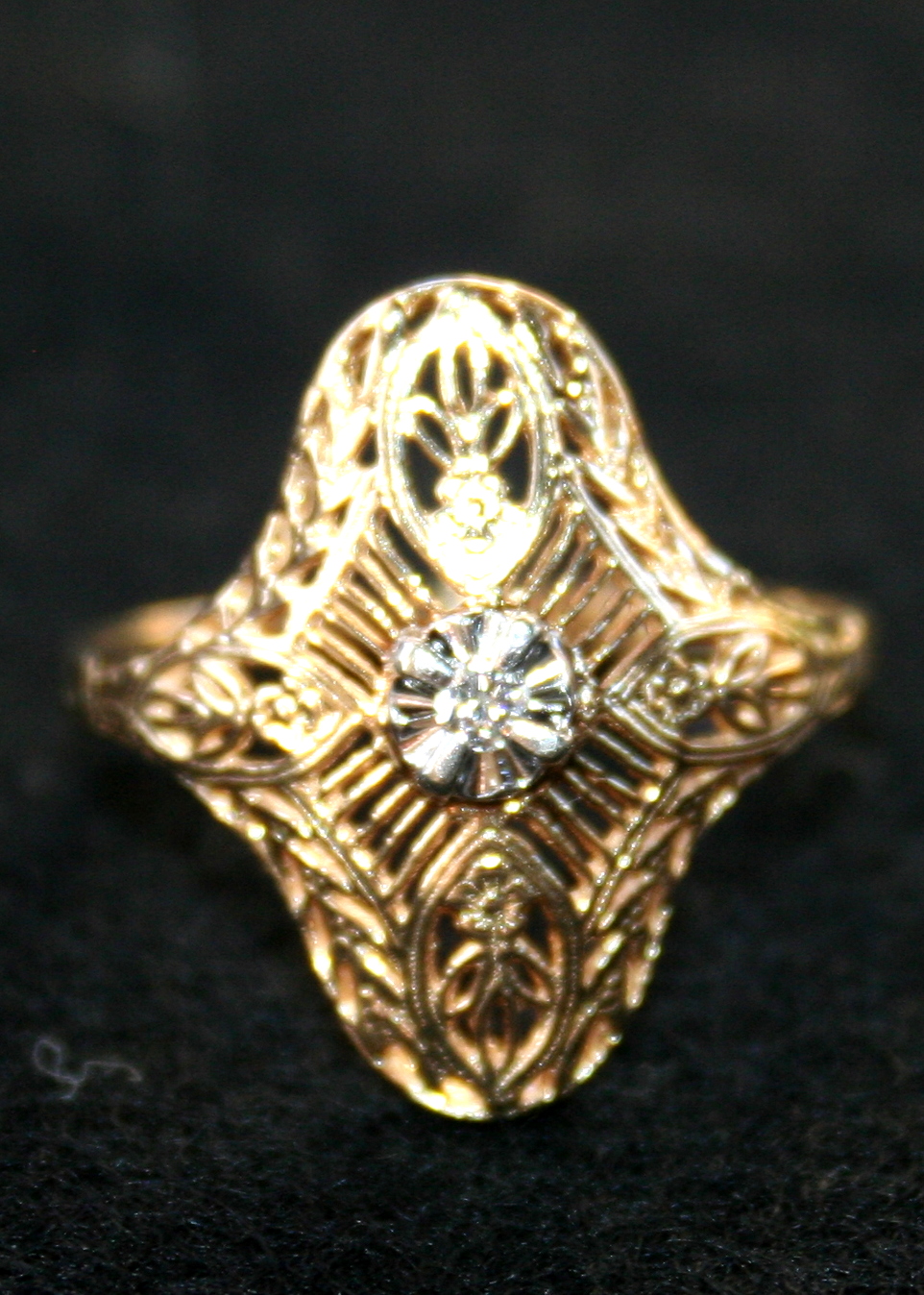 14K Yellow Gold Filigree Diamond Ring