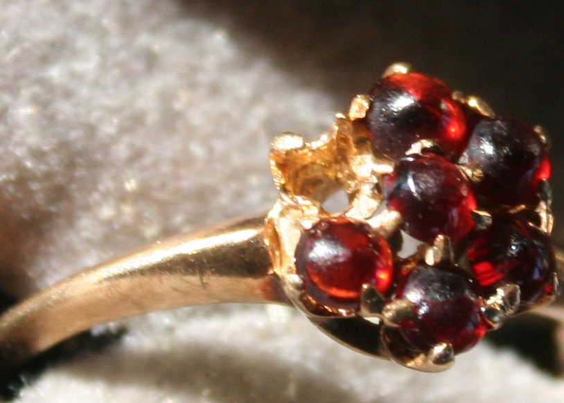 14K Yellow Gold Garnet Cluster Ring