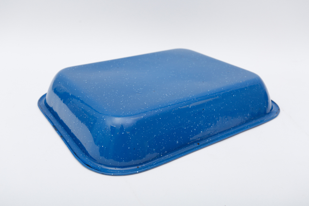 Vintage Graniteware Kitchen Items