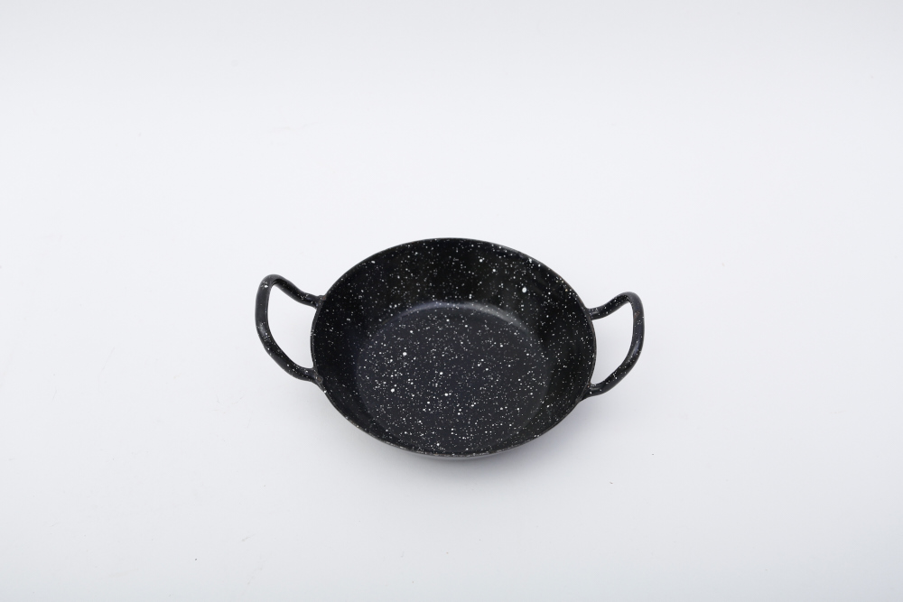 Vintage Graniteware Kitchen Items