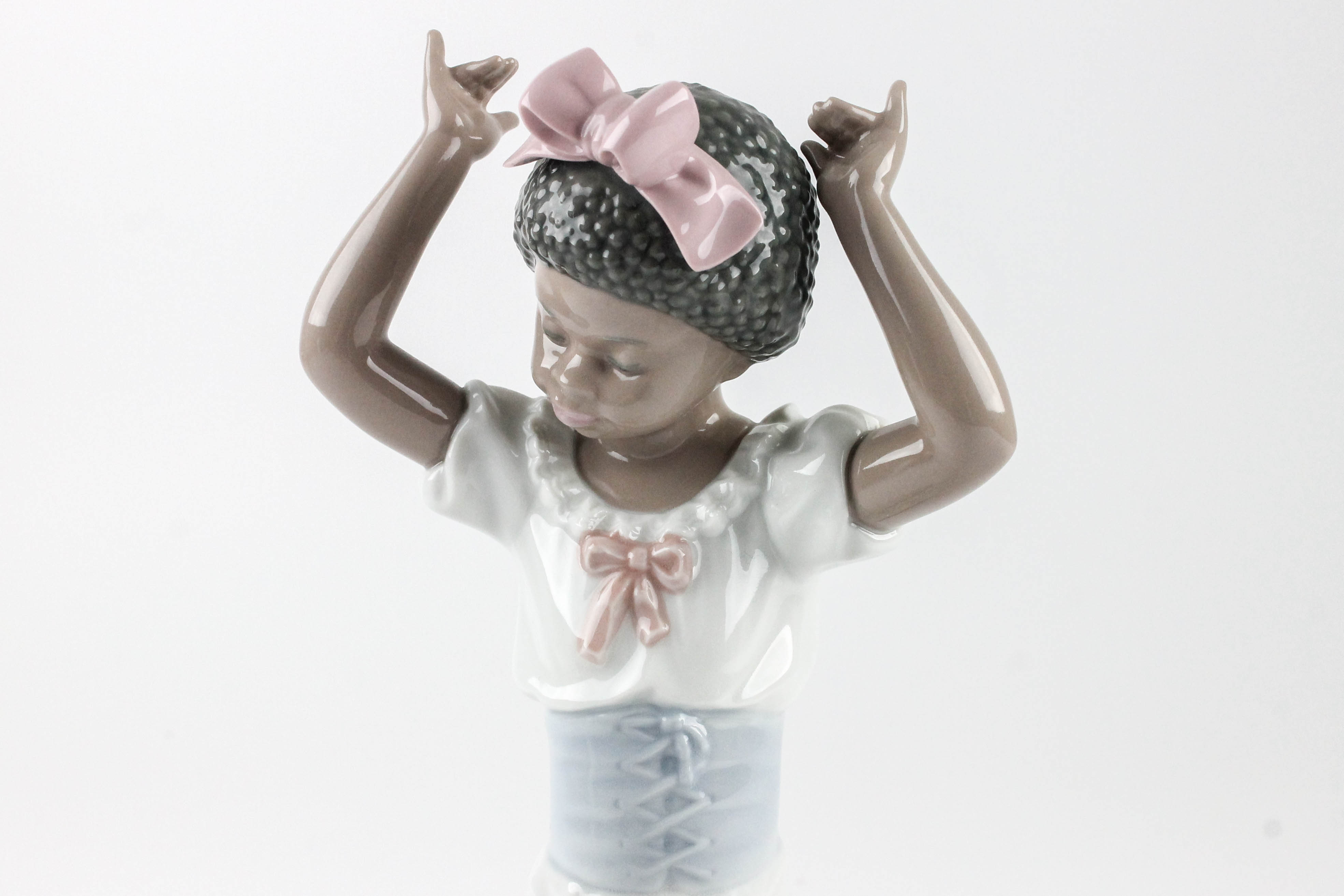 Lladró "Negrita Rumba" No. 5160 Black Legacy Figurine