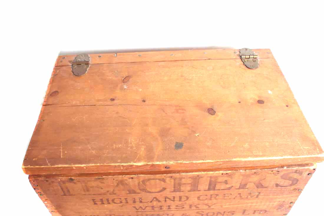 Teacher's Highland Cream Whiskey Wooden Box