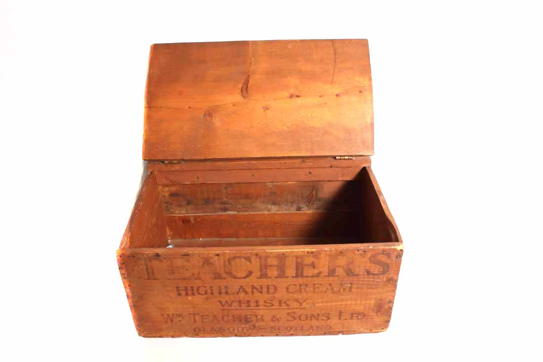 Teacher's Highland Cream Whiskey Wooden Box