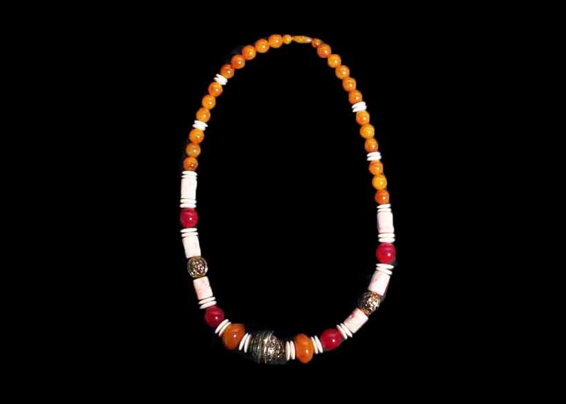 Vintage Bakelite Necklace