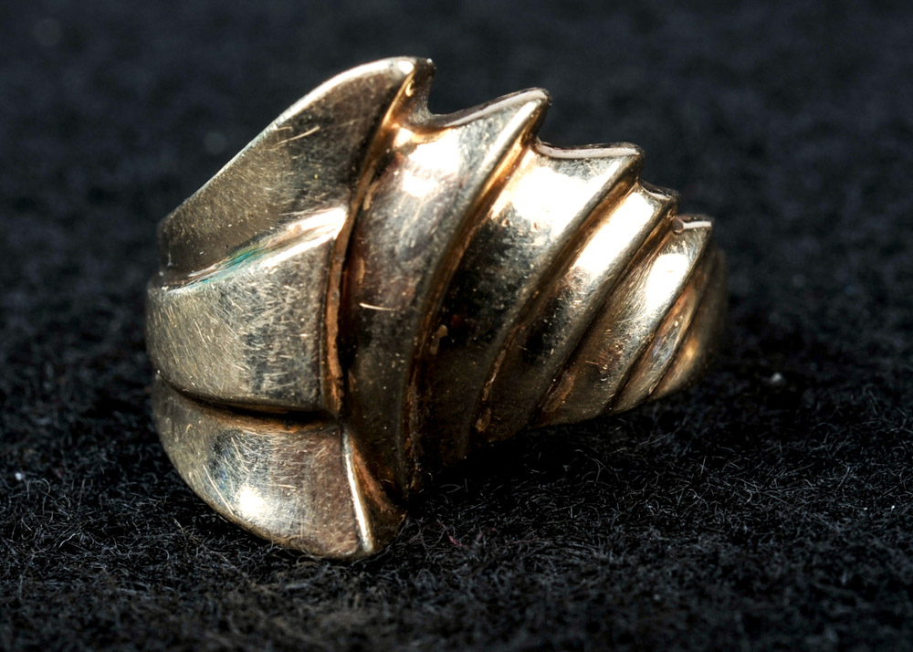 Pair of 10K Yellow Gold Rings