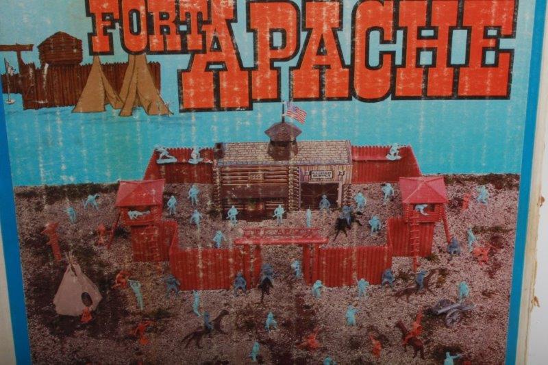 Vintage "Fort Apache" Heritage Play Set