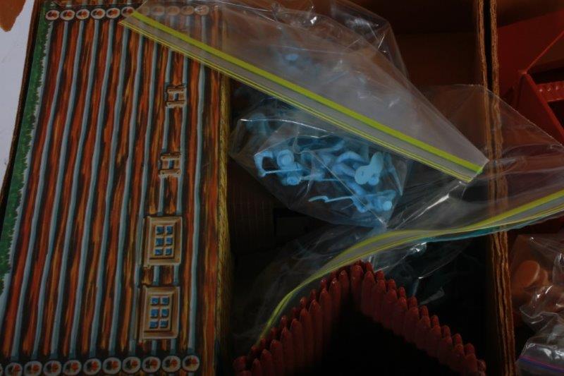 Vintage "Fort Apache" Heritage Play Set