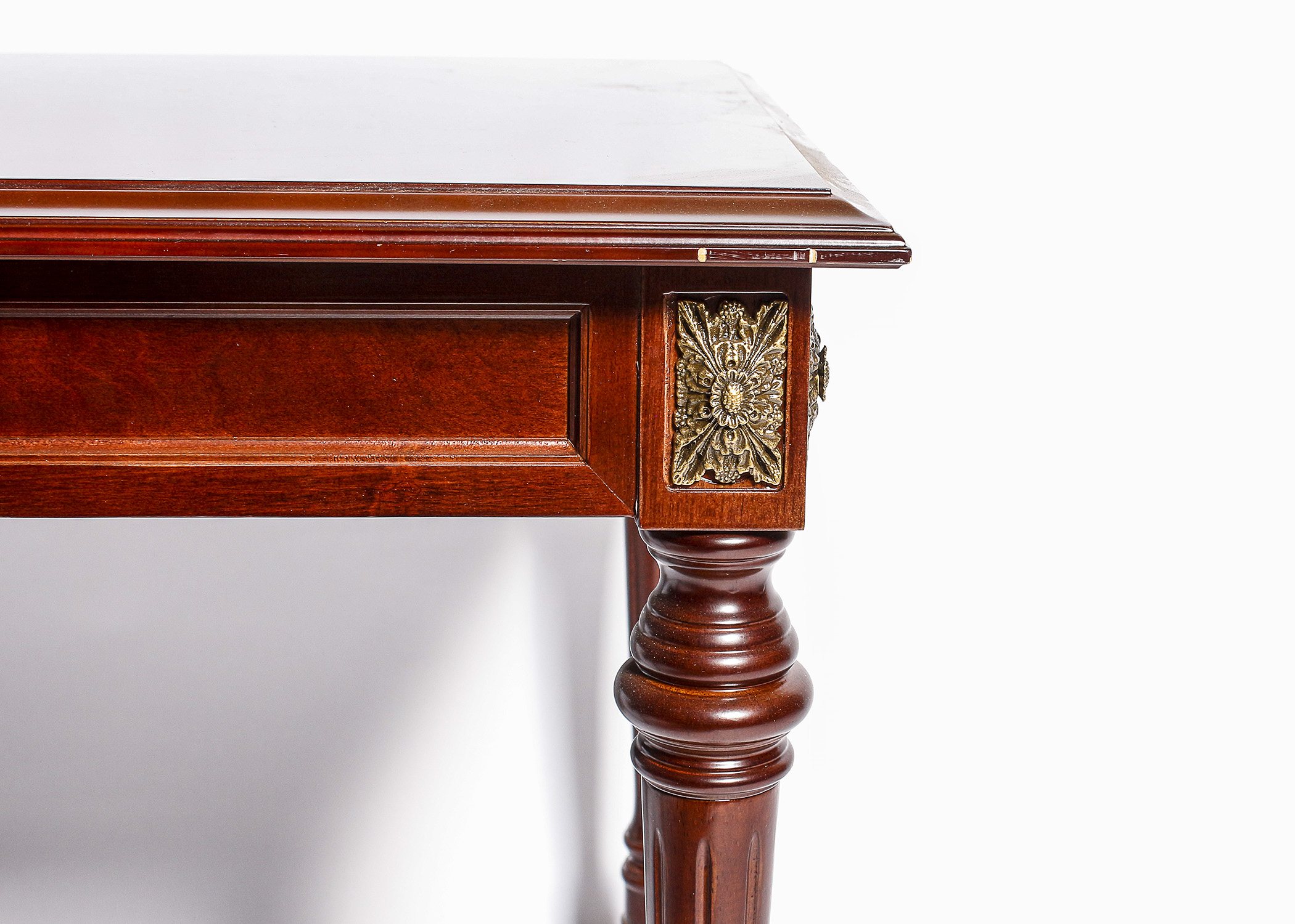 Pair of Bombay Company Accent Tables