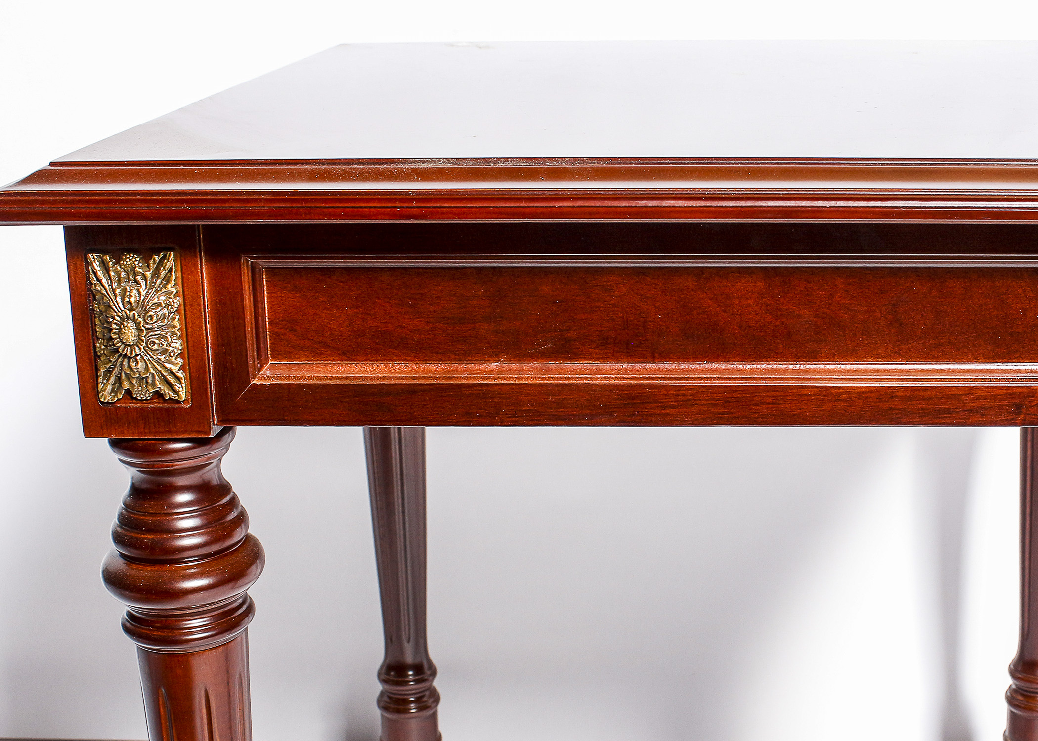 Pair of Bombay Company Accent Tables